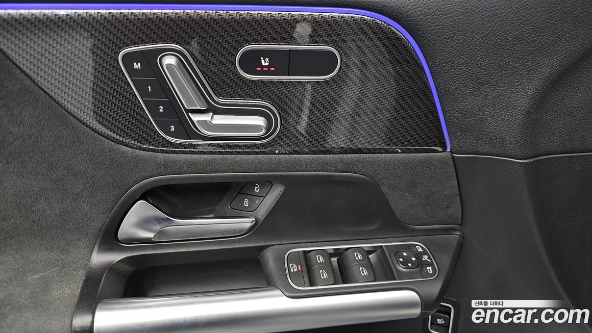 Mercedes-Benz GLA-Class 2023