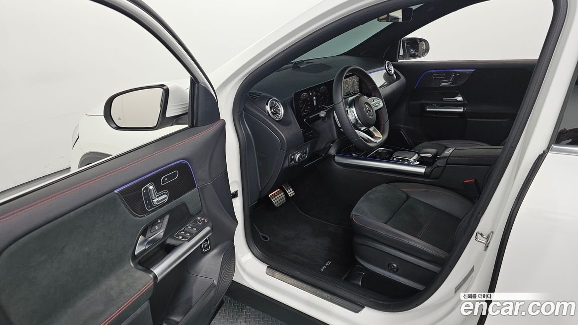 Mercedes-Benz GLA-Class 2023