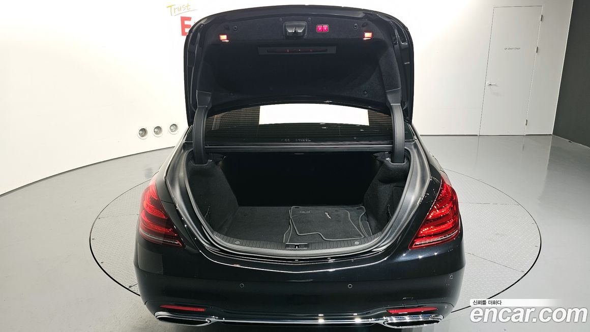 Mercedes-Benz S-Class 2018