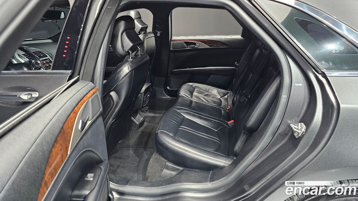 Lincoln MKZ 2019