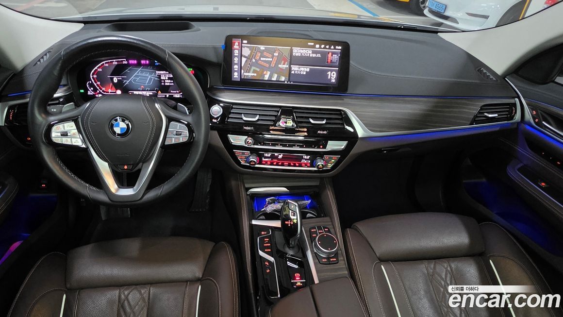 BMW Gran Turismo 2023