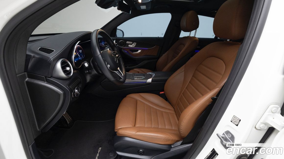 Mercedes-Benz GLC-Class 2021