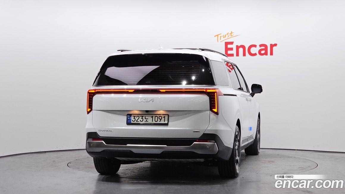 Kia Canival 2024