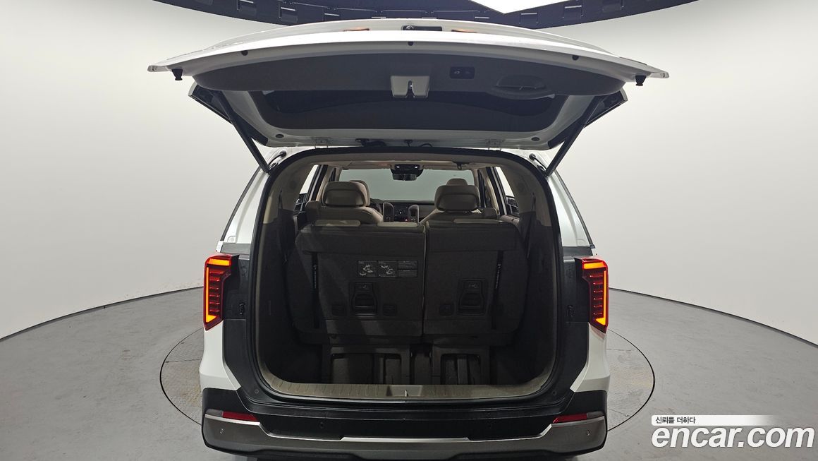 Kia Canival 2024