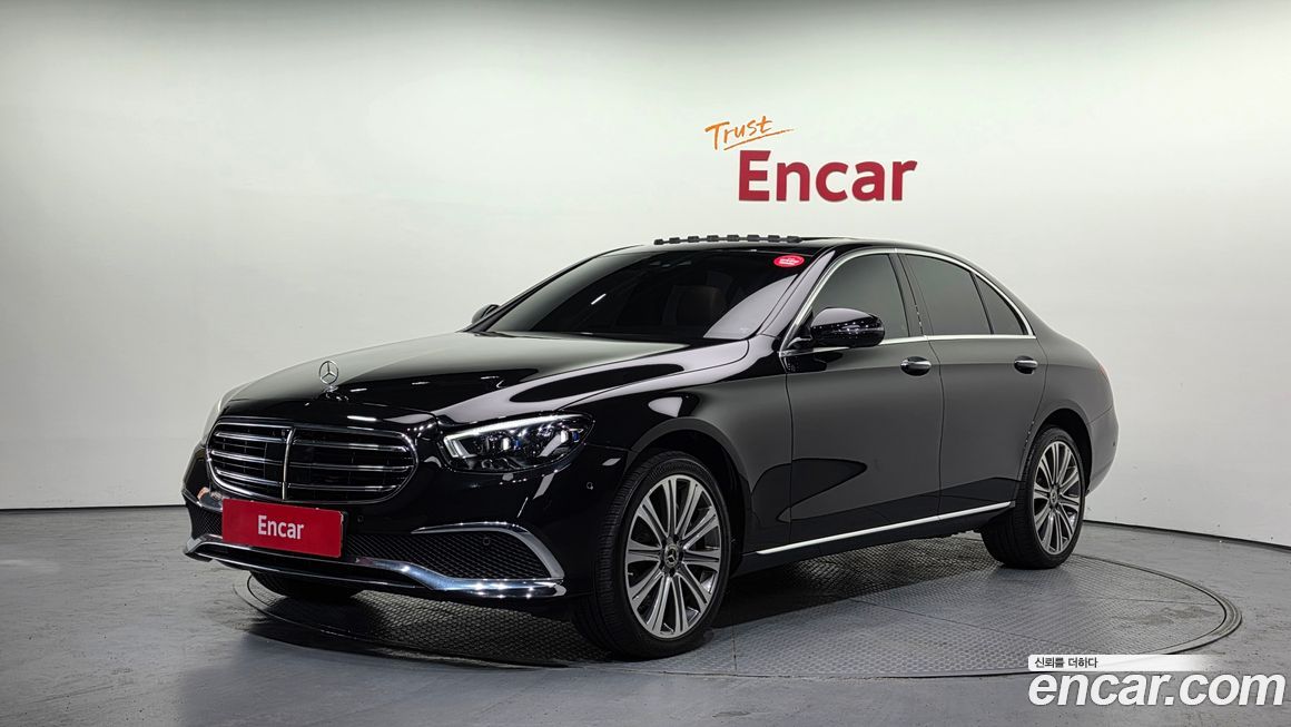 Mercedes-Benz E-Class 2023