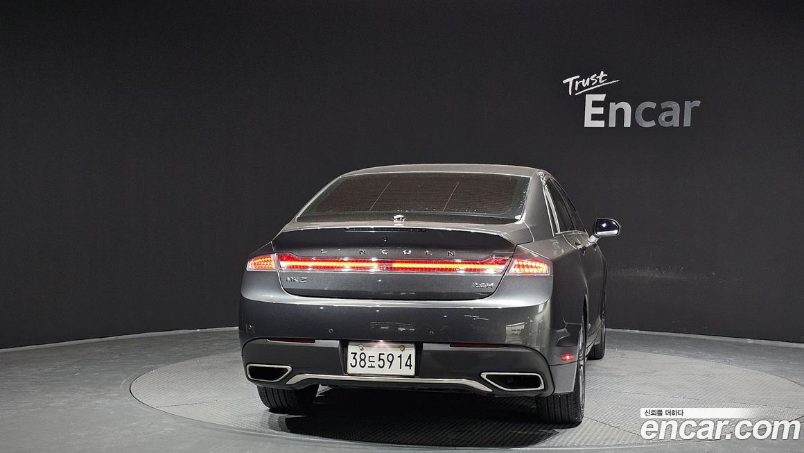 Lincoln MKZ 2019