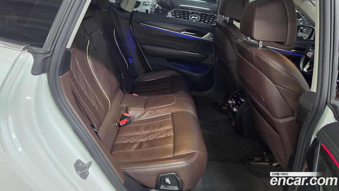 BMW Gran Turismo 2023