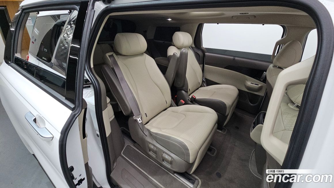 Kia Canival 2024