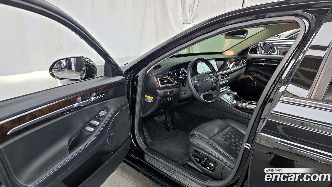Genesis G90 2021