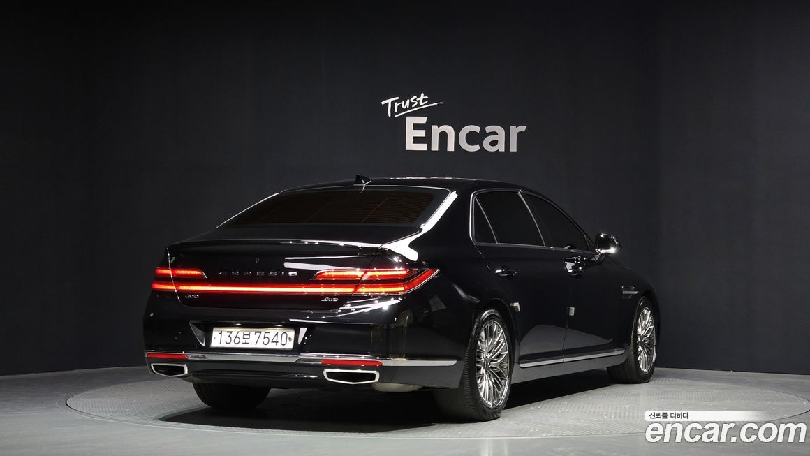 Genesis G90 2021