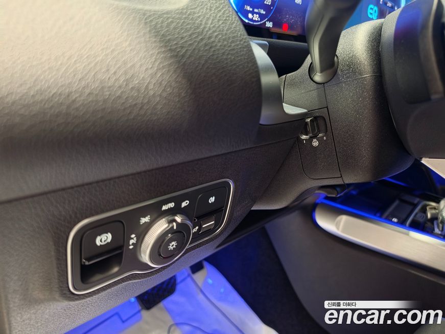 Mercedes-Benz EQB 2026