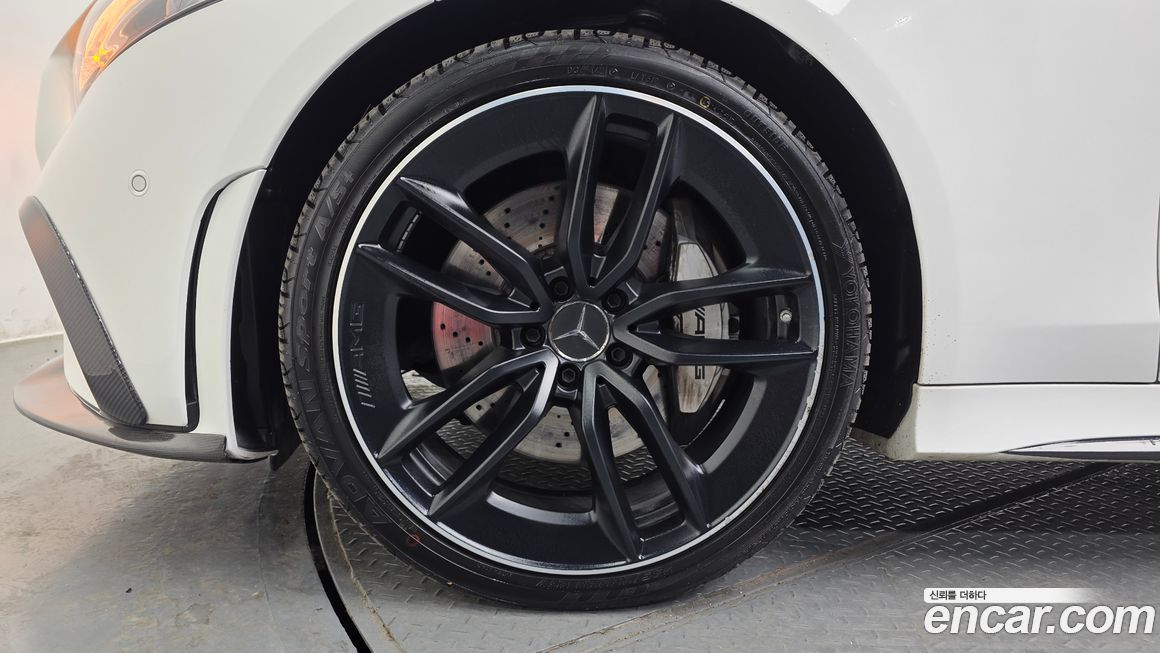 Mercedes-Benz CLS-Class 2019