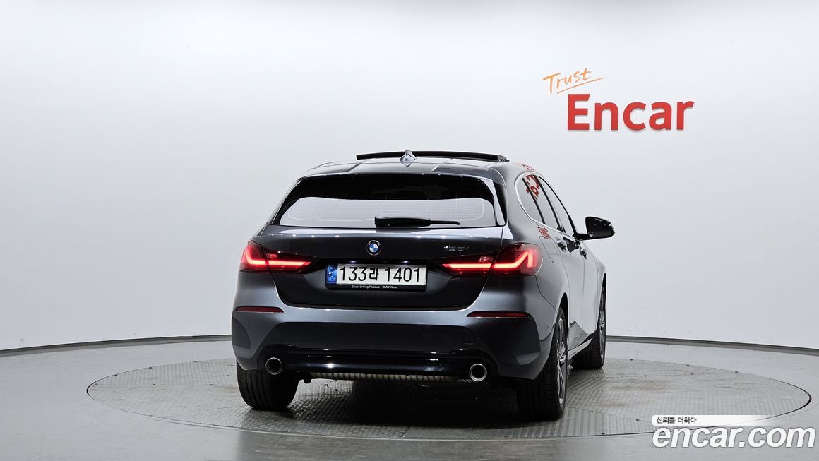 BMW 1-Series 2021