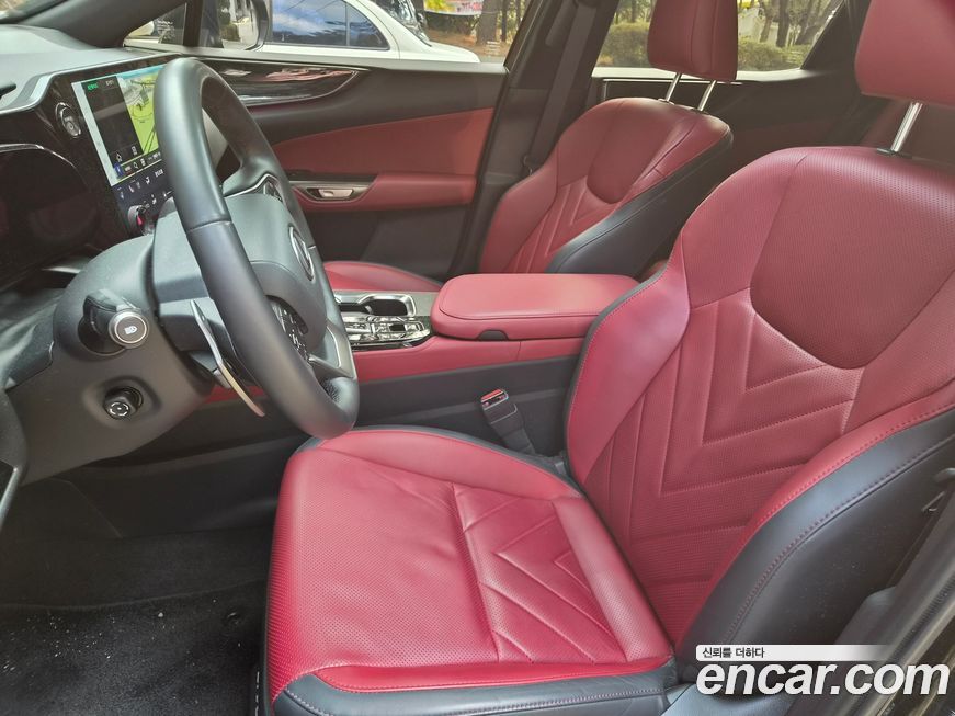 Lexus NX 2025
