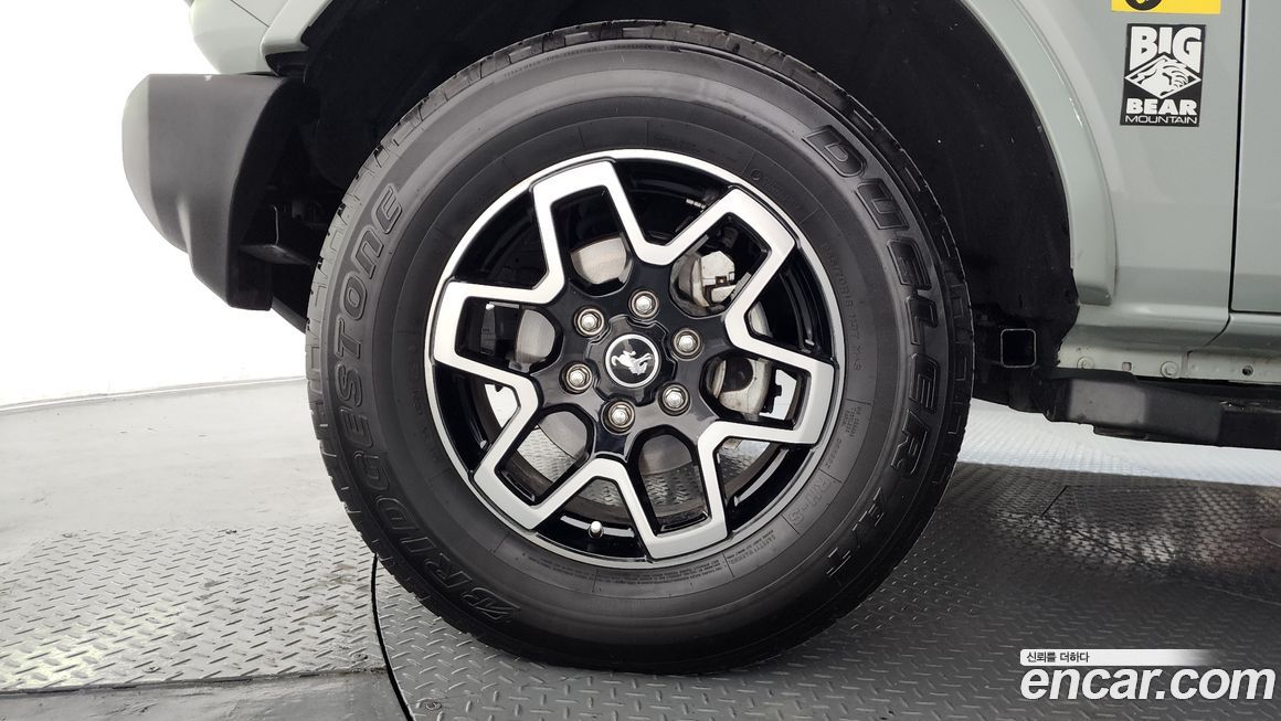 Ford Bronco 2024