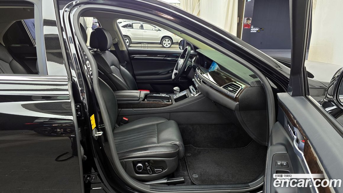 Genesis G90 2021