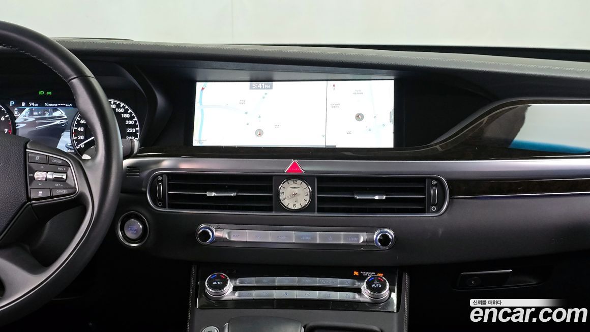 Genesis G90 2021