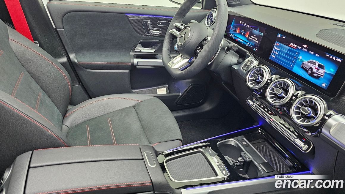 Mercedes-Benz GLB-Class 2026