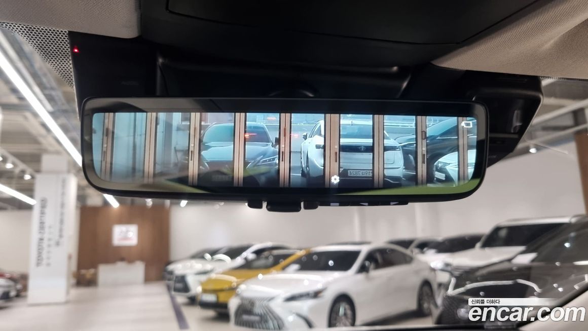 Lexus NX 2025