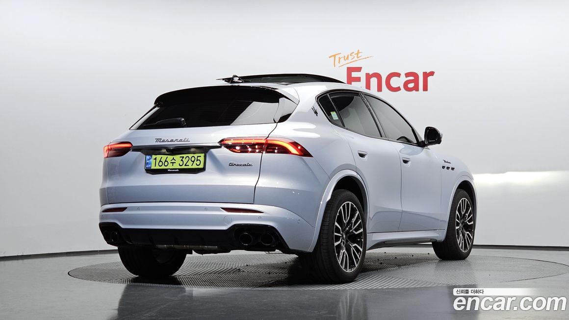 Maserati Grecale 2023