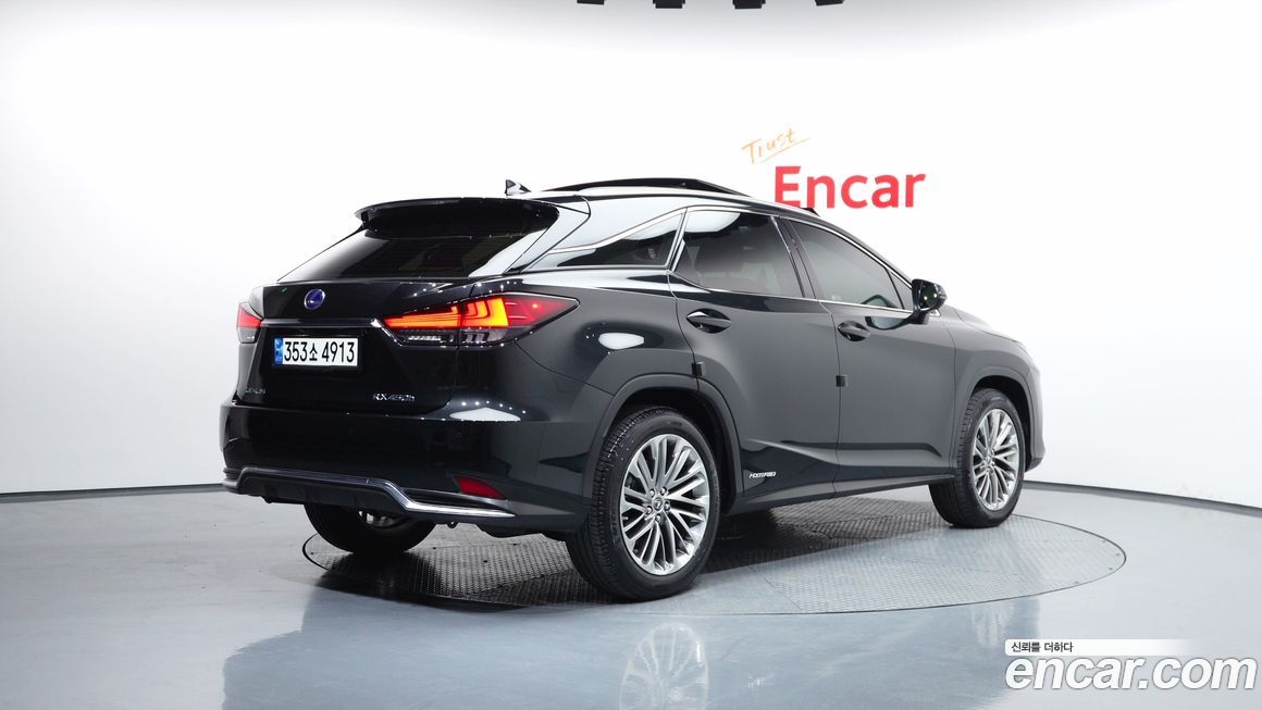 Lexus RX 2021