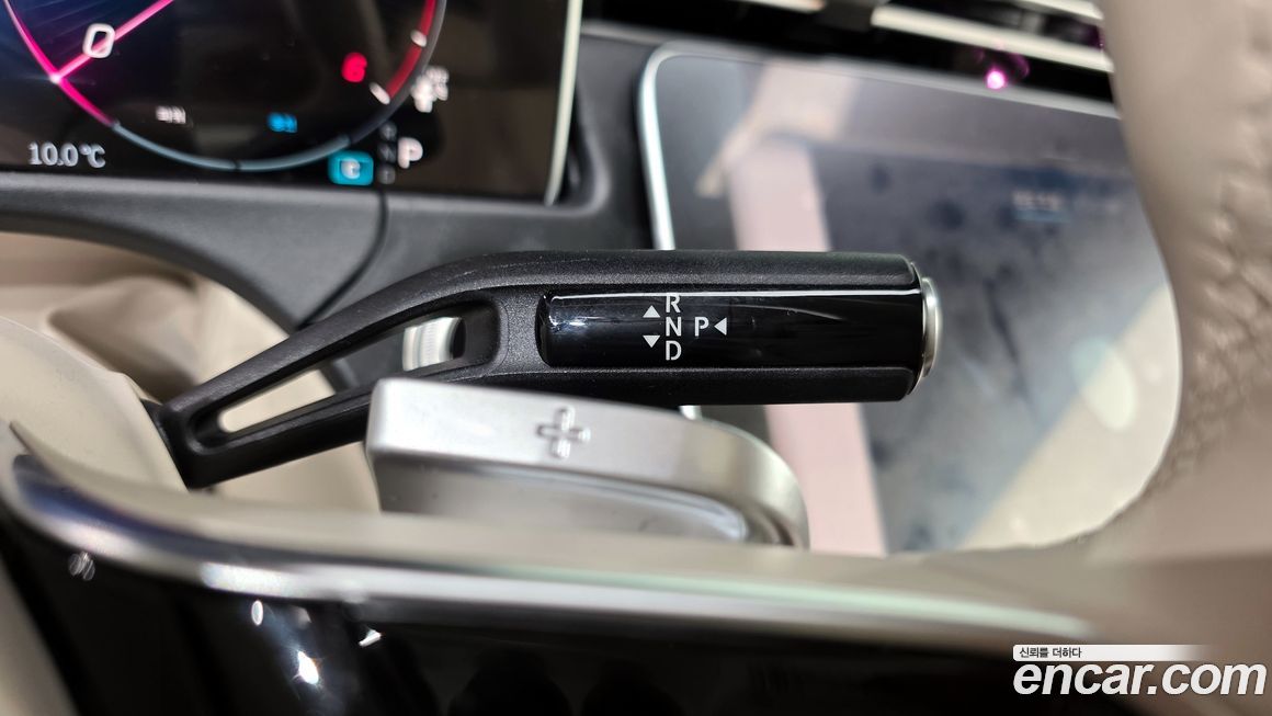 Mercedes-Benz E-Class 2025