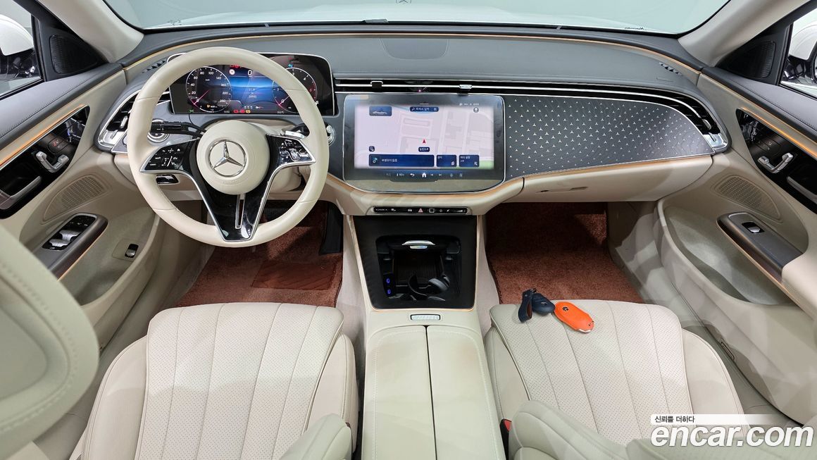 Mercedes-Benz E-Class 2025