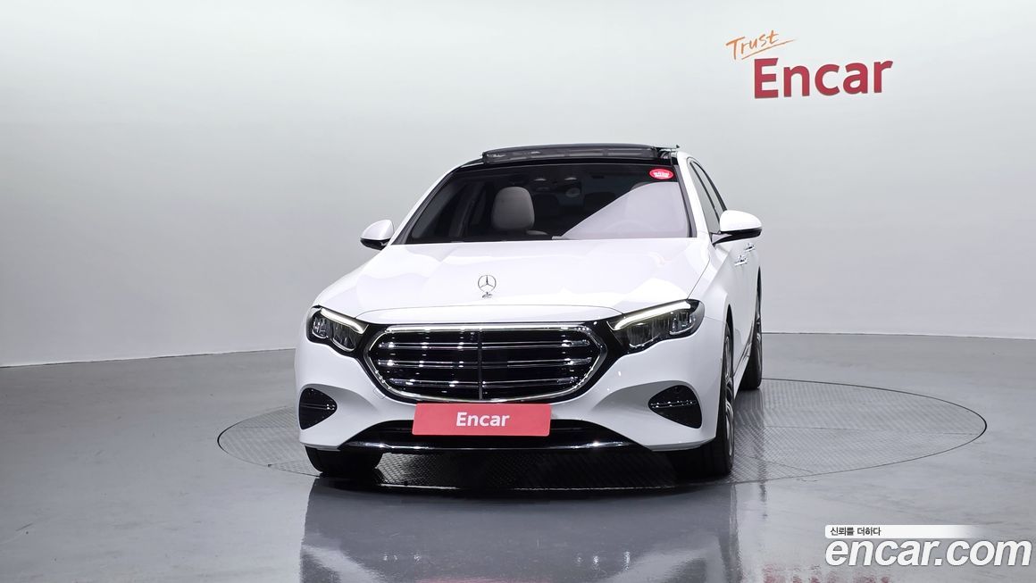 Mercedes-Benz E-Class 2025