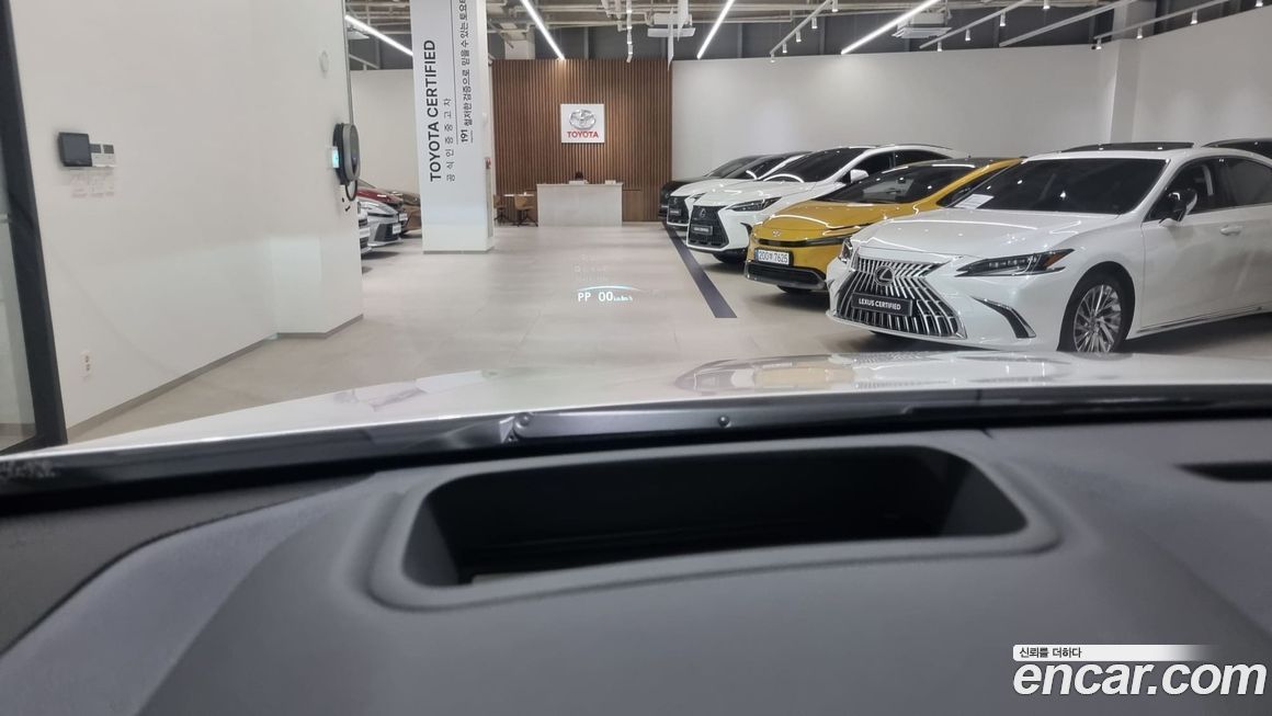 Lexus NX 2025