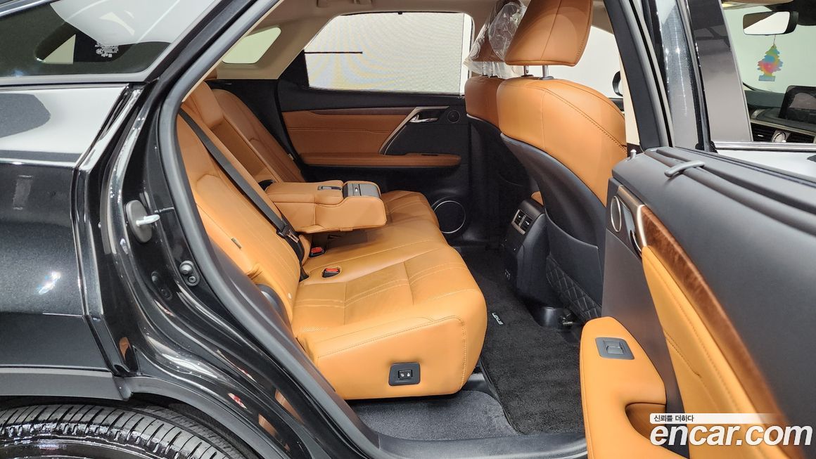 Lexus RX 2021