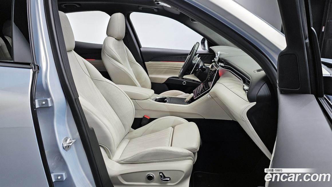 Maserati Grecale 2023