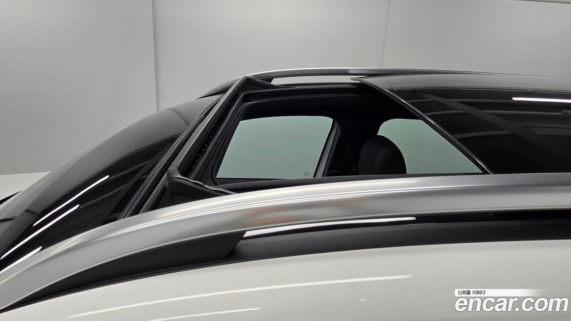 Mercedes-Benz EQB 2026