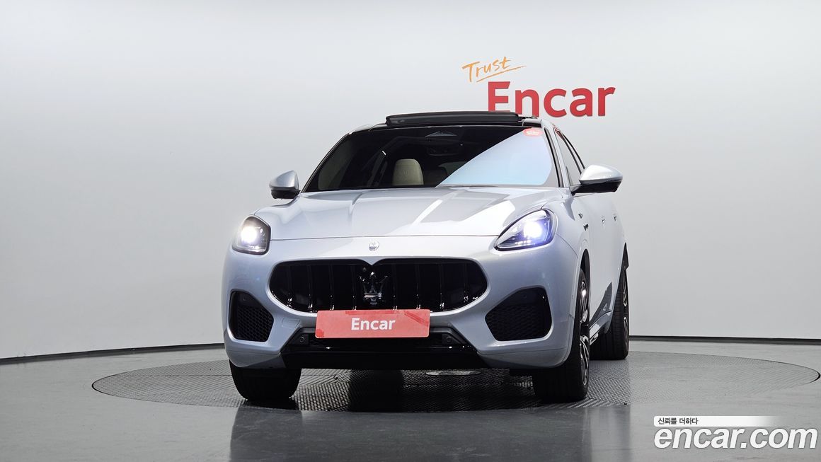 Maserati Grecale 2023
