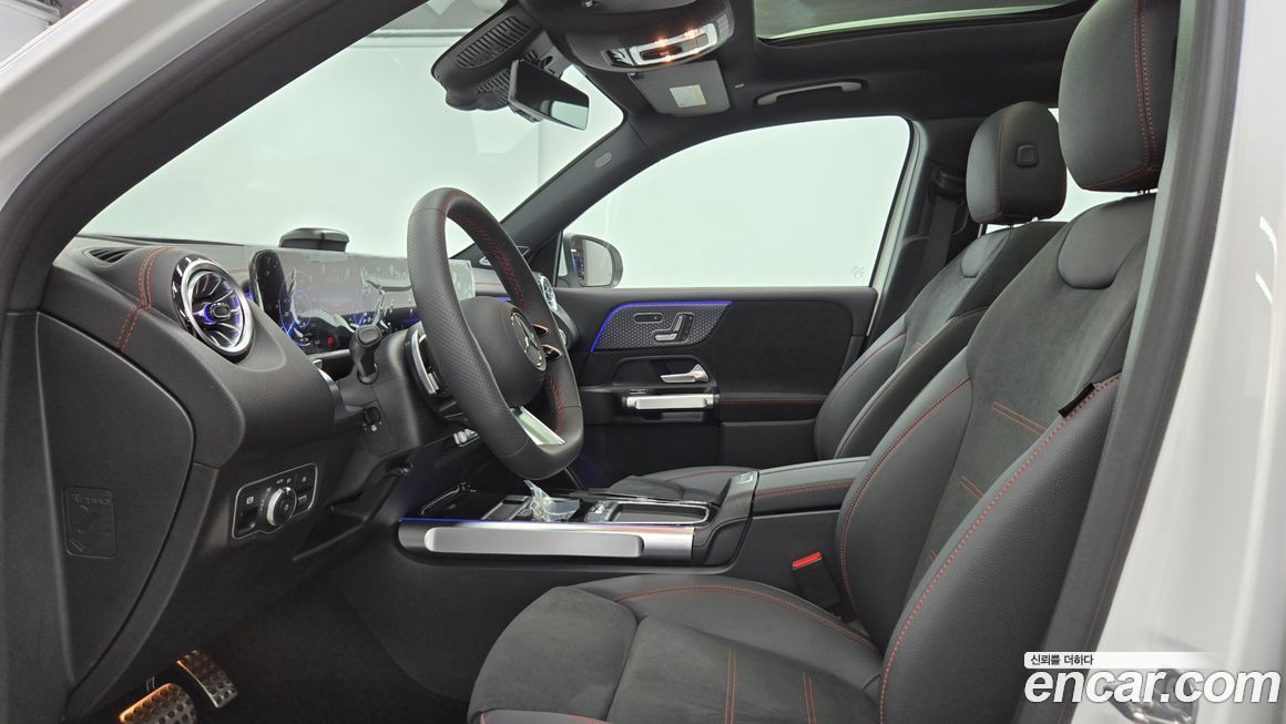 Mercedes-Benz EQB 2026