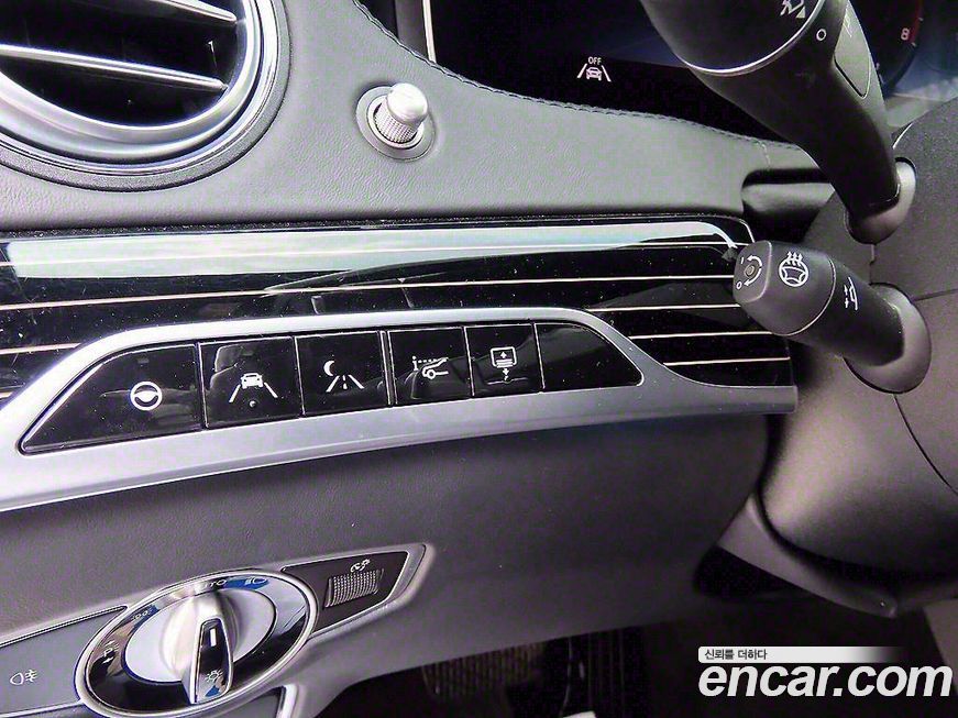 Mercedes-Benz S-Class 2020