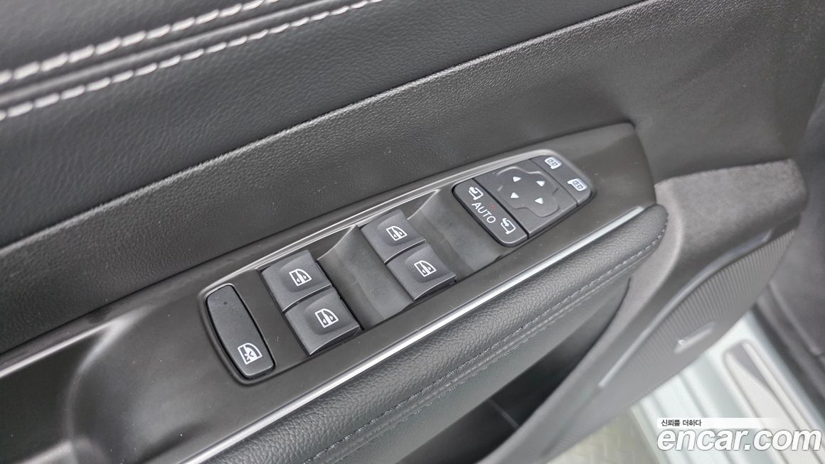 Renault-KoreaSamsung SM6 2024