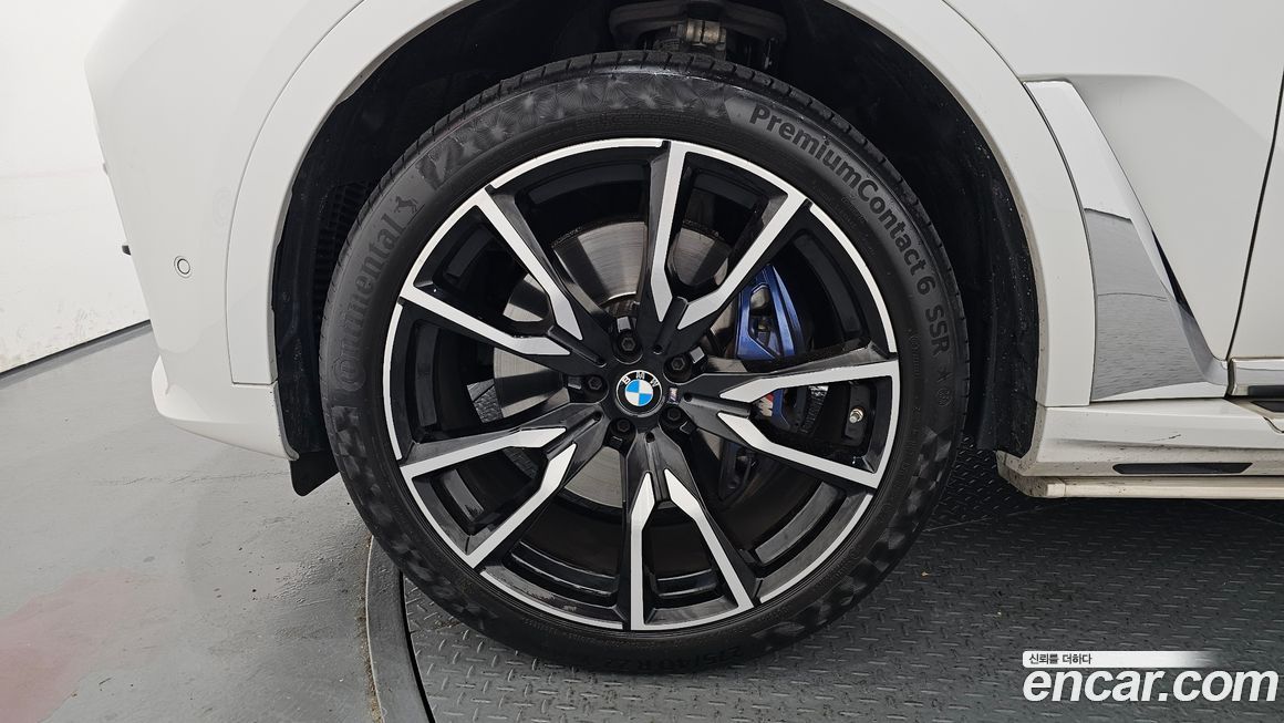 BMW X7 2022
