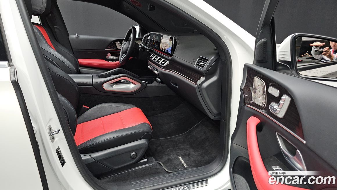 Mercedes-Benz GLE-Class 2023