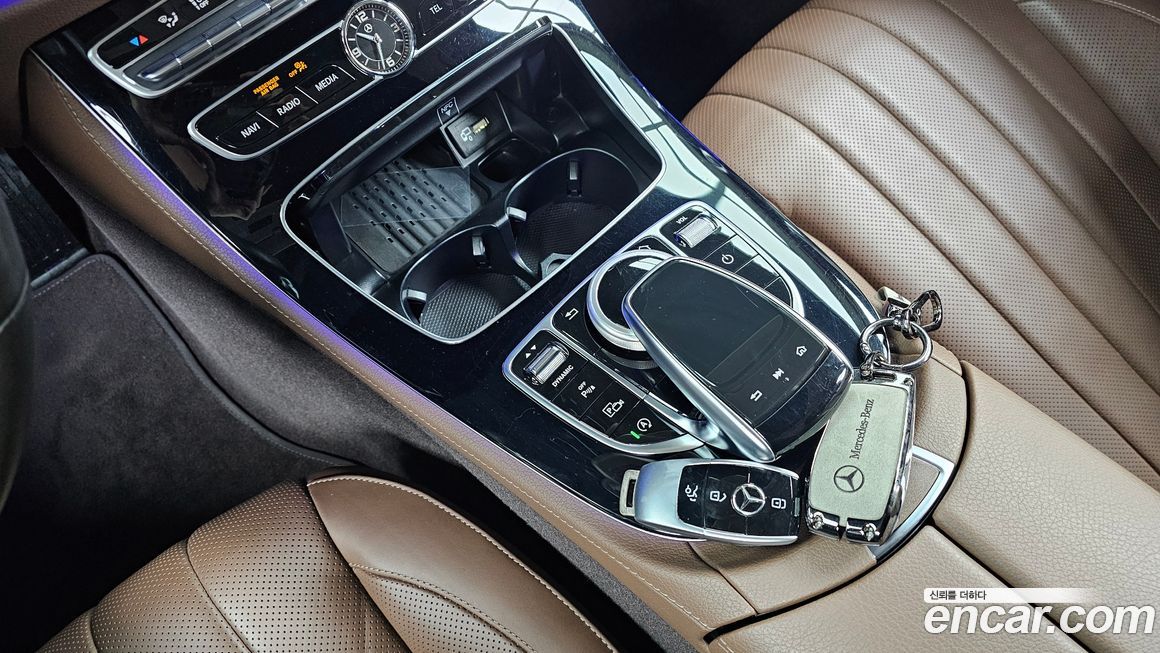 Mercedes-Benz E-Class 2020