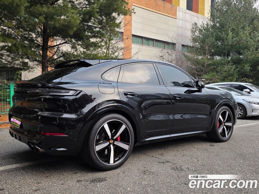 Porsche Cayenne 2025