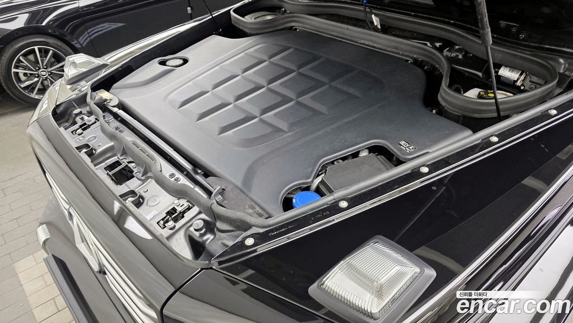 Mercedes-Benz G-Class 2025