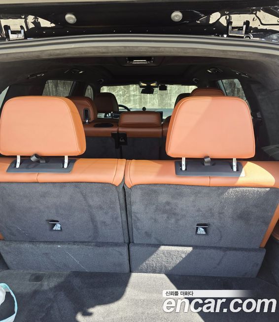 BMW X7 2025