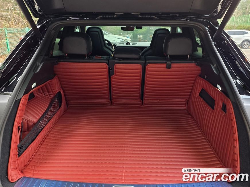 Porsche Cayenne 2025