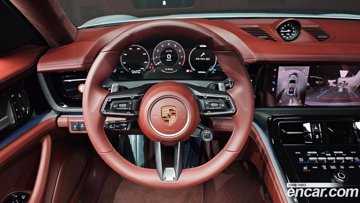 Porsche Panamera 2025