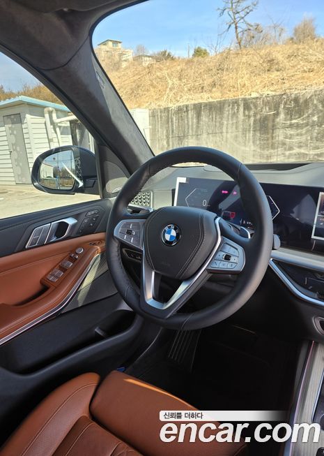 BMW X7 2025