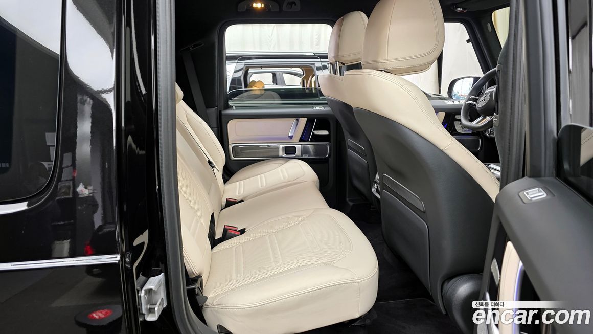 Mercedes-Benz G-Class 2025