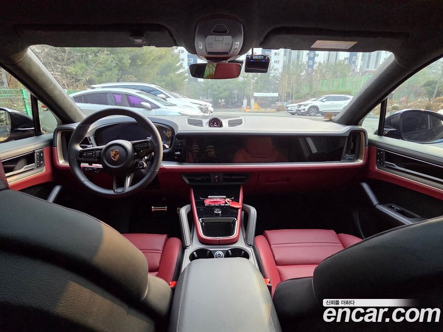 Porsche Cayenne 2025