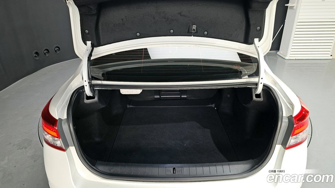 Renault-KoreaSamsung SM5  2013