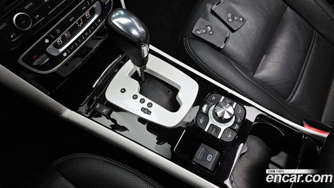 Renault-KoreaSamsung SM5  2013