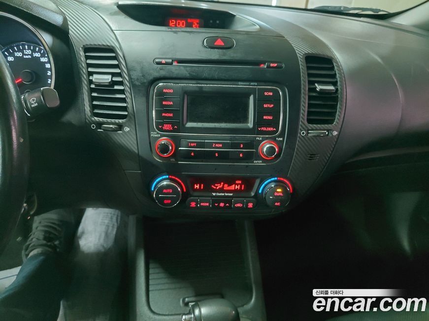 Kia K3 2013